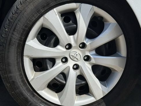 Used 2024 Toyota Corolla LE FWD image 10