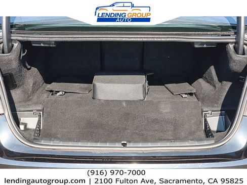 Used 2018 BMW 530e xDrive w/ Premium Package 2 image 24