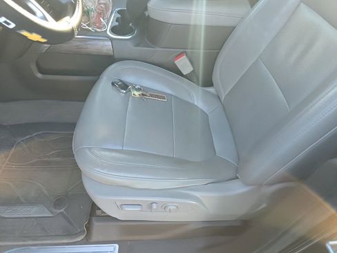 Used 2019 Chevrolet Silverado 1500 LTZ image 15