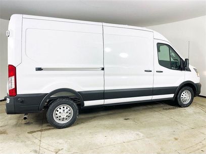 New 2026 Ford Transit 250 148 Medium Roof Extended AWD