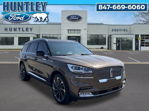 Used 2022 Lincoln Aviator Reserve w/ Equipment Group 201A AWD/4WD image 4