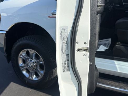 Used 2023 RAM 2500 Big Horn w/ Level 1 Equipment Group image 28