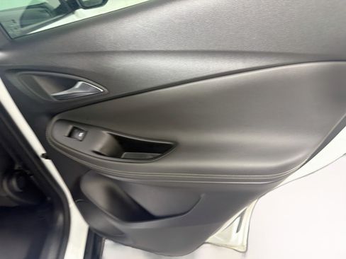 Used 2024 Buick Encore GX Sport Touring FWD image 28