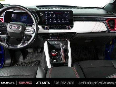 Certified 2024 GMC Canyon AT4X w/ AT4X AEV Edition AWD/4WD image 10