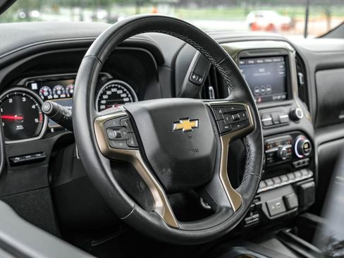 Used 2023 Chevrolet Silverado 3500 High Country w/ Z71 Off-Road Package image 14