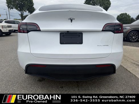 Used 2023 Tesla Model Y Long Range AWD/4WD image 4