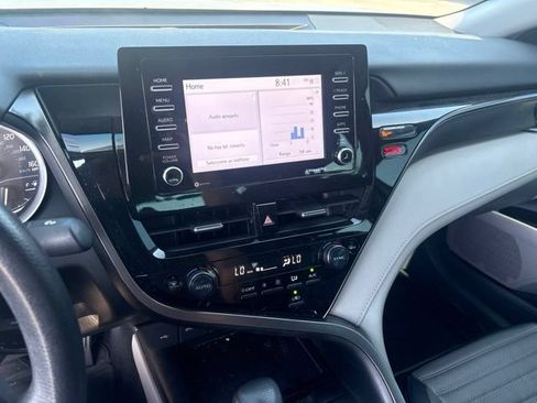 Used 2024 Toyota Camry LE FWD image 9