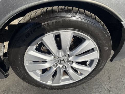 Used 2011 Honda Accord EX-L image 32