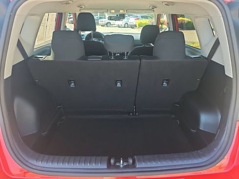 Used 2023 Kia Soul LX w/ LX Technology Package FWD image 15