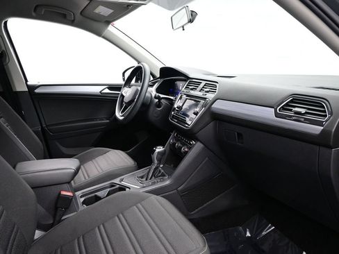 Used 2022 Volkswagen Tiguan S FWD image 12