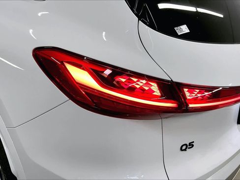 Used 2025 Audi Q5 Prestige image 31