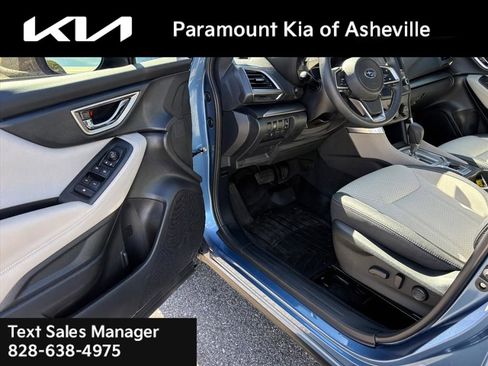 Used 2024 Subaru Forester Premium image 16