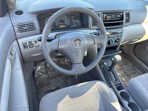 Used 2004 Toyota Corolla LE image 23