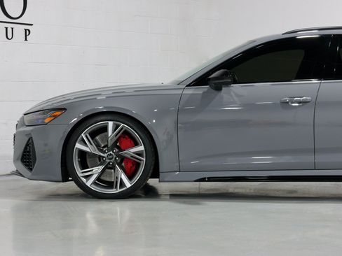 Used 2021 Audi RS 6 AWD/4WD image 21