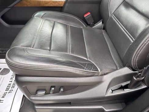 Used 2019 GMC Yukon Denali w/ Denali Ultimate Package RWD image 36