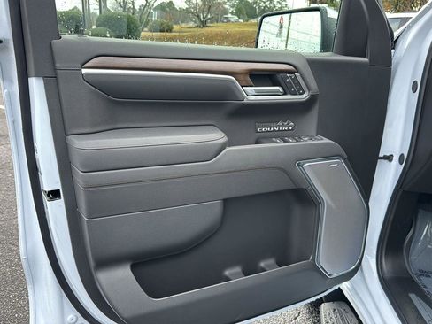 New 2026 Chevrolet Silverado 1500 High Country w/ High Country Premium Package image 14