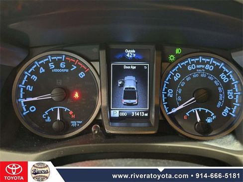 Used 2023 Toyota Tacoma TRD Sport image 13