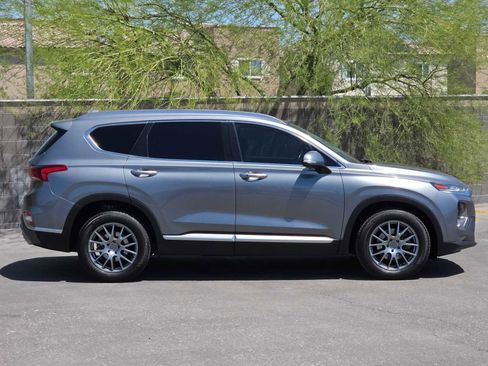 Used 2019 Hyundai Santa Fe AWD image 10