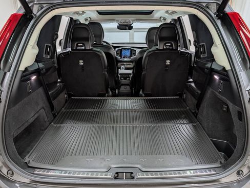 Used 2023 Volvo XC90 T8 Ultimate w/ Lounge Package AWD/4WD image 25