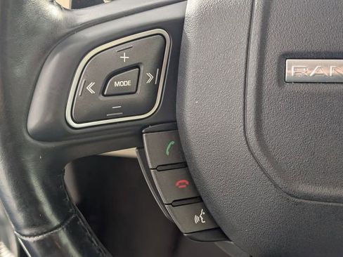 Used 2016 Land Rover Range Rover Evoque SE image 14