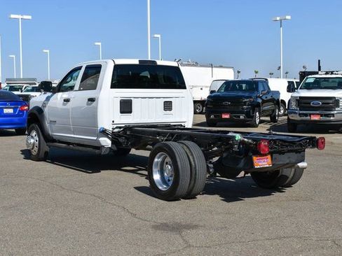 Used 2022 RAM 5500 Tradesman w/ Chrome Appearance Group image 6