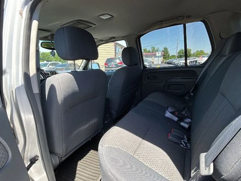 Used 2004 Nissan Xterra XE RWD image 8