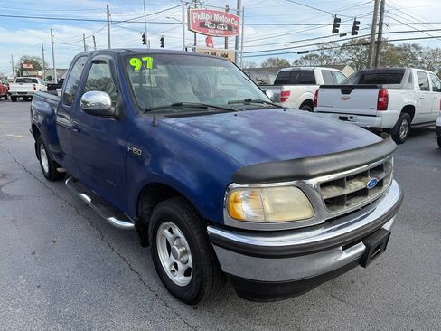 Used 1997 Ford F150 XLT image 2