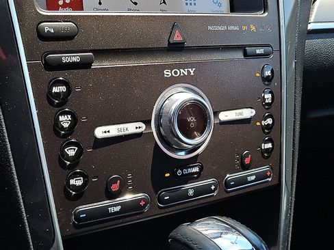 Certified 2019 Ford Explorer Sport AWD/4WD image 16