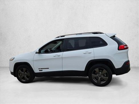 Used 2017 Jeep Cherokee 75th Anniversary FWD image 8
