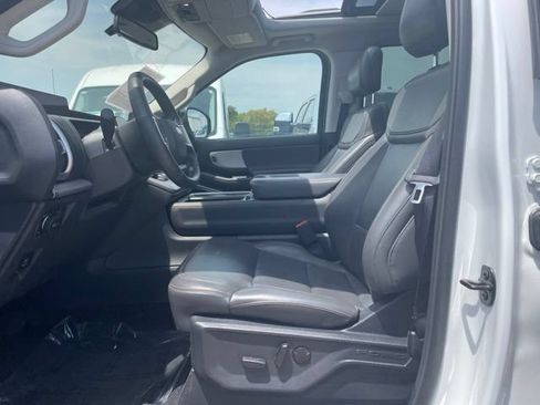 Used 2025 Ford Expedition Max Active AWD/4WD image 20