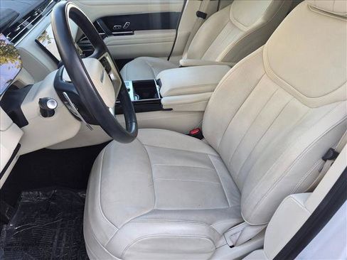 Used 2023 Land Rover Range Rover SE AWD/4WD image 16