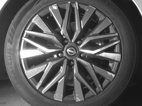 Used 2025 Nissan Altima 2.5 SV image 13