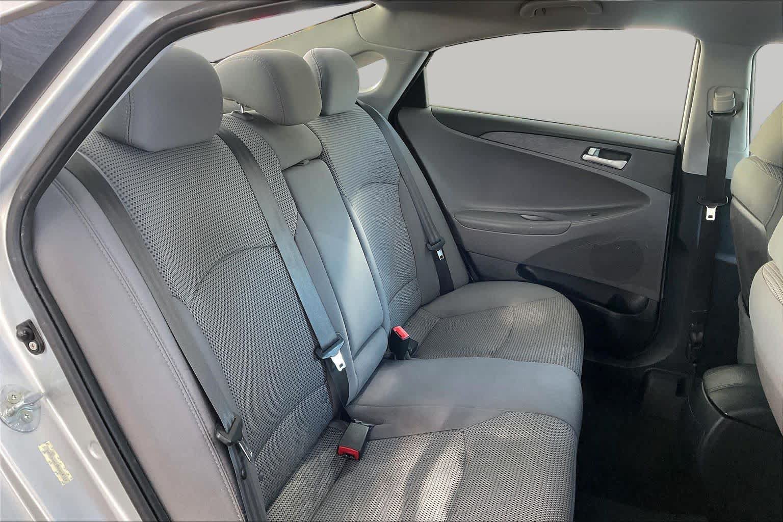 Used 2011 Hyundai Sonata GLS FWD image 19