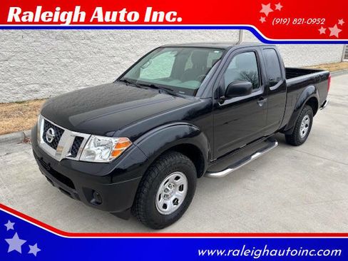 Used 2015 Nissan Frontier S image 1