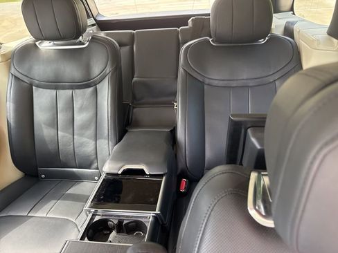 Used 2023 Land Rover Range Rover Autobiography AWD/4WD image 8