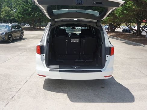 Used 2024 Honda Odyssey Sport image 17
