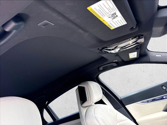 Certified 2023 BMW i7 xDrive60 AWD/4WD image 16