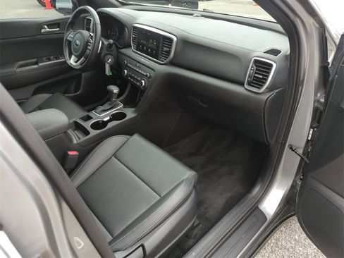 Used 2022 Kia Sportage Nightfall Edition image 36