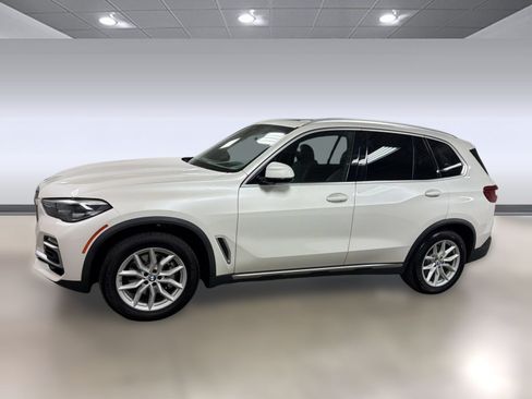 Used 2019 BMW X5 xDrive40i w/ Convenience Package AWD/4WD image 2