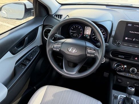 Used 2023 Hyundai Kona SEL FWD image 15