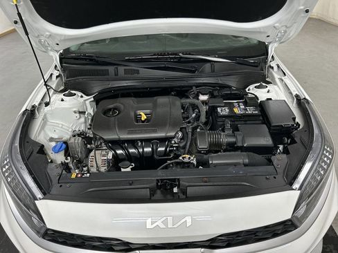 Certified 2023 Kia Forte LXS FWD image 23