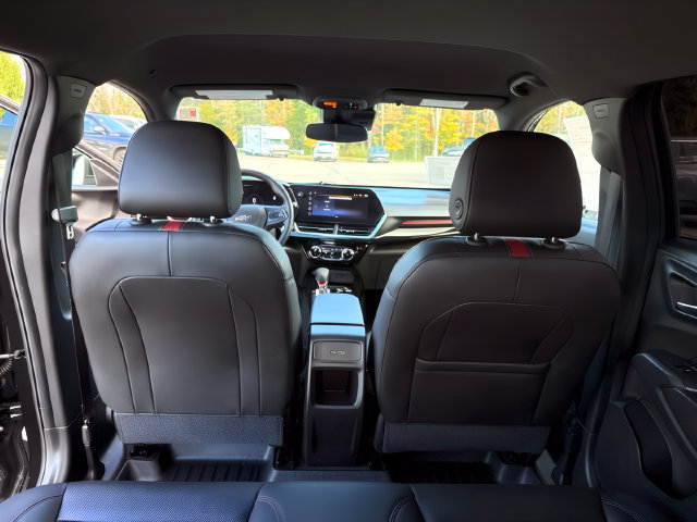 Used 2024 Chevrolet Trax RS FWD image 20