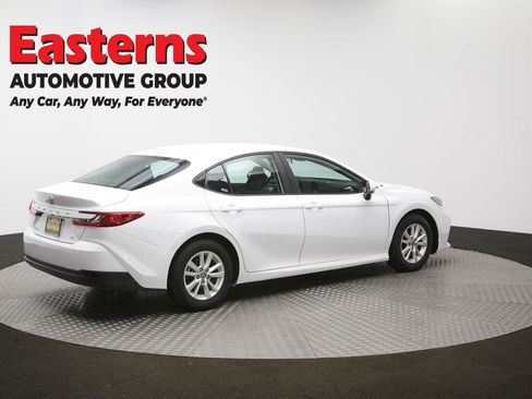 Used 2025 Toyota Camry LE FWD image 41