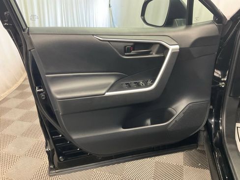 Used 2023 Toyota RAV4 LE AWD/4WD image 16