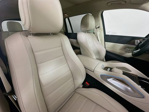 Used 2026 Mercedes-Benz GLS 450 4MATIC image 39