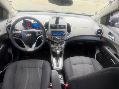 Used 2012 Chevrolet Sonic LT image 29