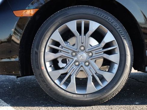 New 2026 Honda Odyssey Touring image 8