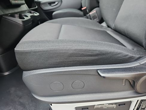 Used 2024 Mercedes-Benz eSprinter 170 Cargo image 25