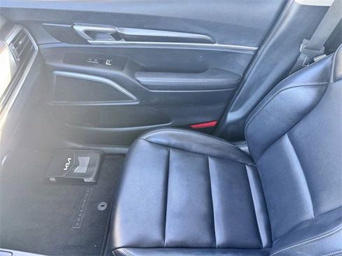 Used 2025 Kia Telluride S image 21
