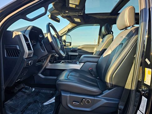 Used 2022 Ford F350 Platinum w/ FX4 Off-Road Package image 10